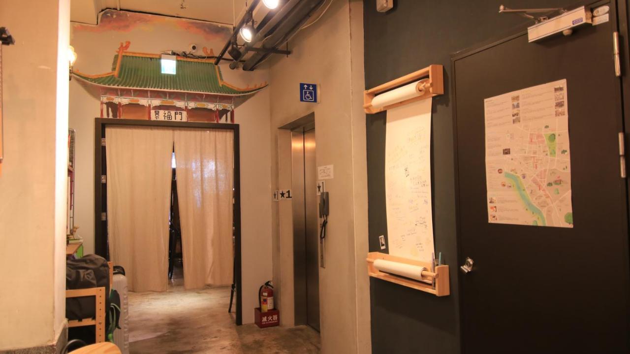 DONGMEN 3 Hostel Taipeh Exterior foto