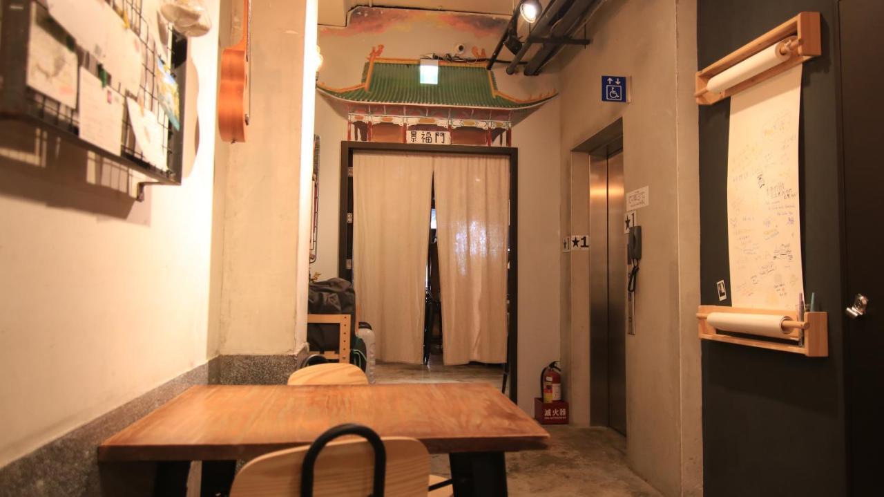 DONGMEN 3 Hostel Taipeh Exterior foto
